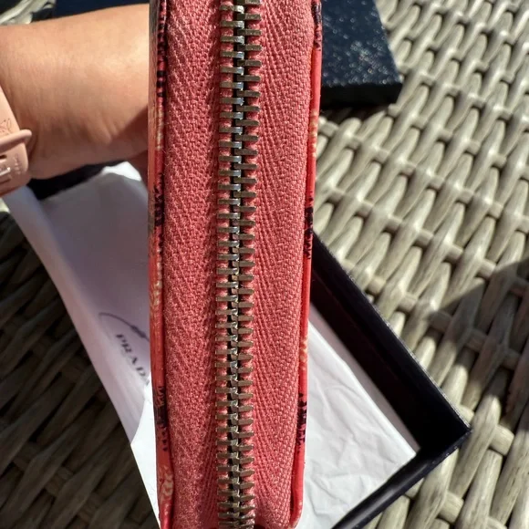 Prada - Zip Around Long Saffiano Leather Wallet - Wallet - Picture 3 of 11